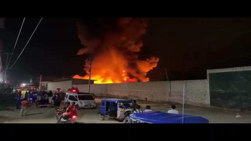 Incendio destruye planta de reciclaje y deja pérdidas cercanas al millón de soles en Sullana
