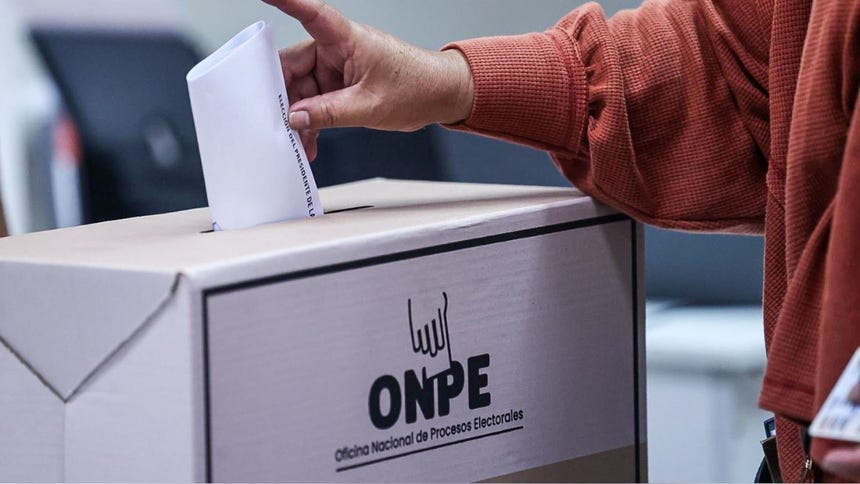Peruanos que trabajen este 4 de octubre tendrán tolerancia al inicio o durante su jornada para ir a votar, anunció el MTPE