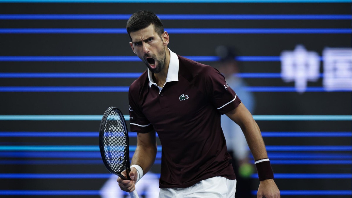 Un crack: Djokovic supera el récord de Nadal con su victoria número 32 sin derrotas en el ATP 500 de Beijing