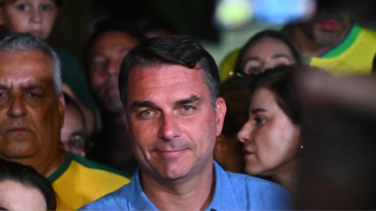 Las claves del avance de Flávio Bolsonaro y el retroceso de Lula en primera vuelta