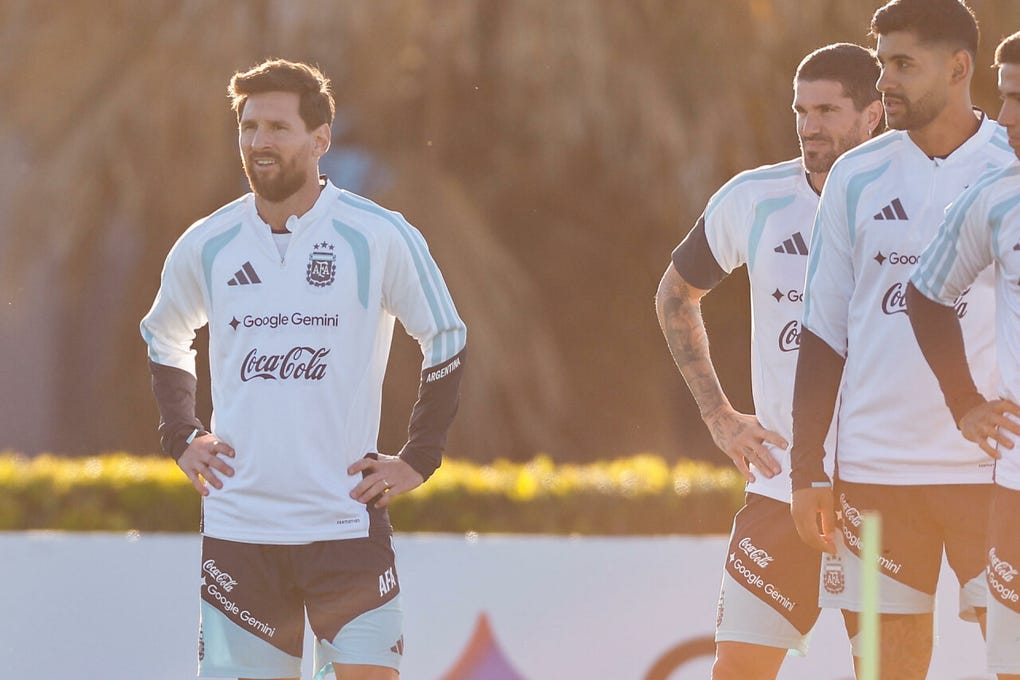 El amistoso cerrará una serie de tres encuentros de Argentina, que aprovechó las victorias ante Bolivia y Burkina Faso, ambas sin Messi, para probar nuevos jugadores y variantes de cara a la etapa que comenzará tras la despedida de su capitán.