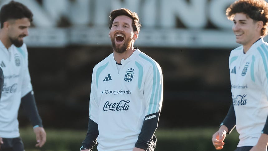 El ‘10’ comienza a despedirse: así fue el último entrenamiento de Lionel Messi con la Selección Argentina [GALERÍA]