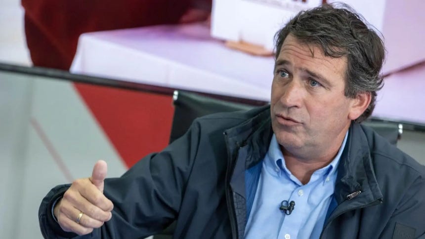 Gobernador del Cusco interpuso denuncia contra Rafael Santos por presunta discriminación contra la población cusqueña
