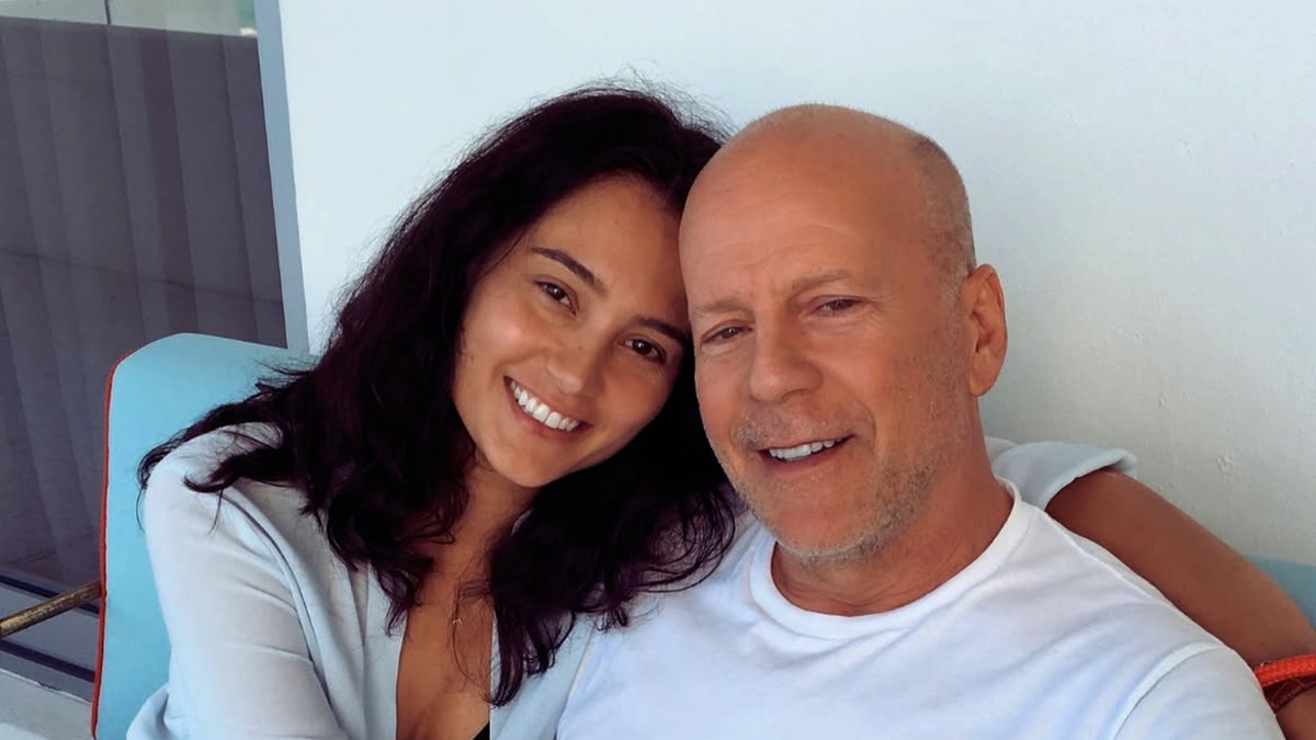 Emma Heming revela nueva foto de Bruce Willis y hace emotiva reflexión: "Siempre será una leyenda"
