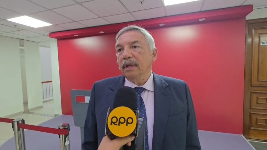 "No podemos aceptar de ninguna manera una frase racista": ministro de Cultura rechaza declaraciones de Rafael Santos