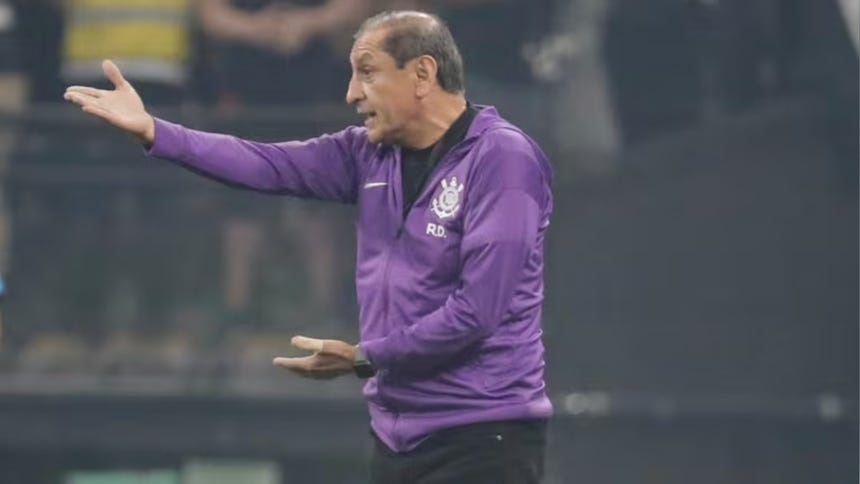 Ramón Díaz tuvo en el Internacional a su último club.