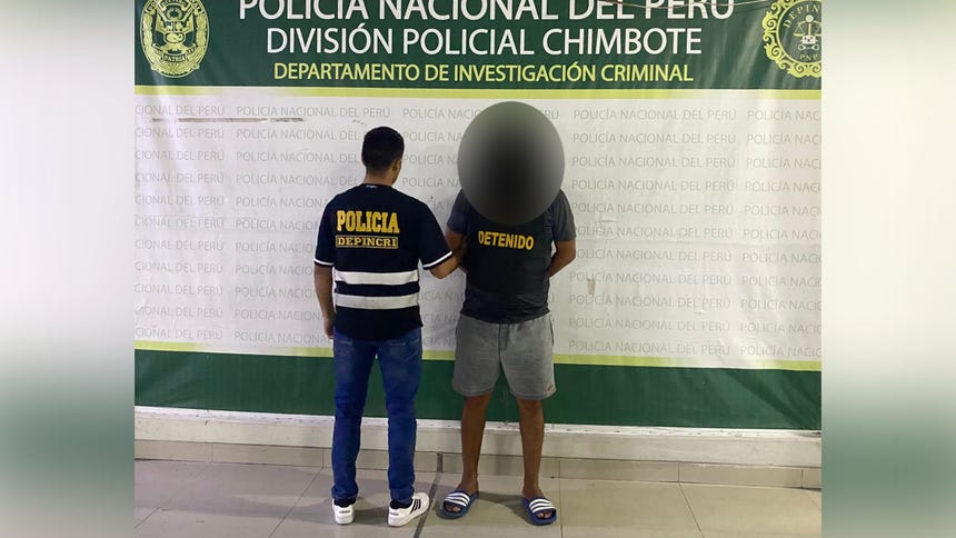 La Policía detuvo en el mercado “Santeño” al ciudadano identificado José Luis Ríos Espinoza, de 40 años, presunto implicado en el robo del camión