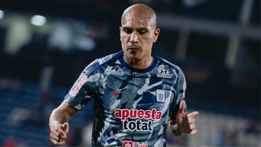 Con bota ortopédica: así fue visto Paolo Guerrero previo al duelo contra Cusco FC