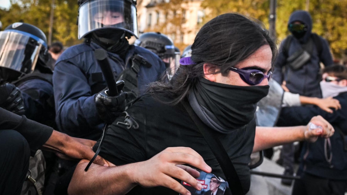 Casi 6 900 detenidos desde el inicio de la protesta estudiantil en Francia