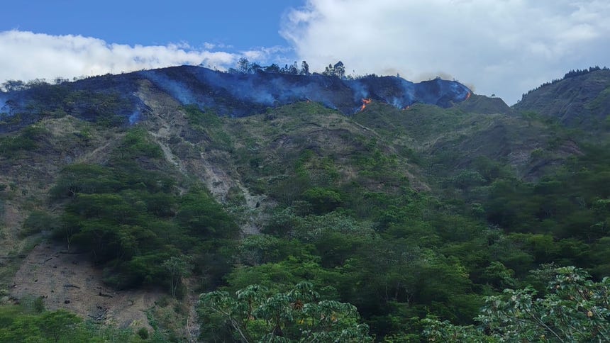 Cusco: reportan incendio forestal cerca del Santuario Histórico de Machupicchu [VIDEO]