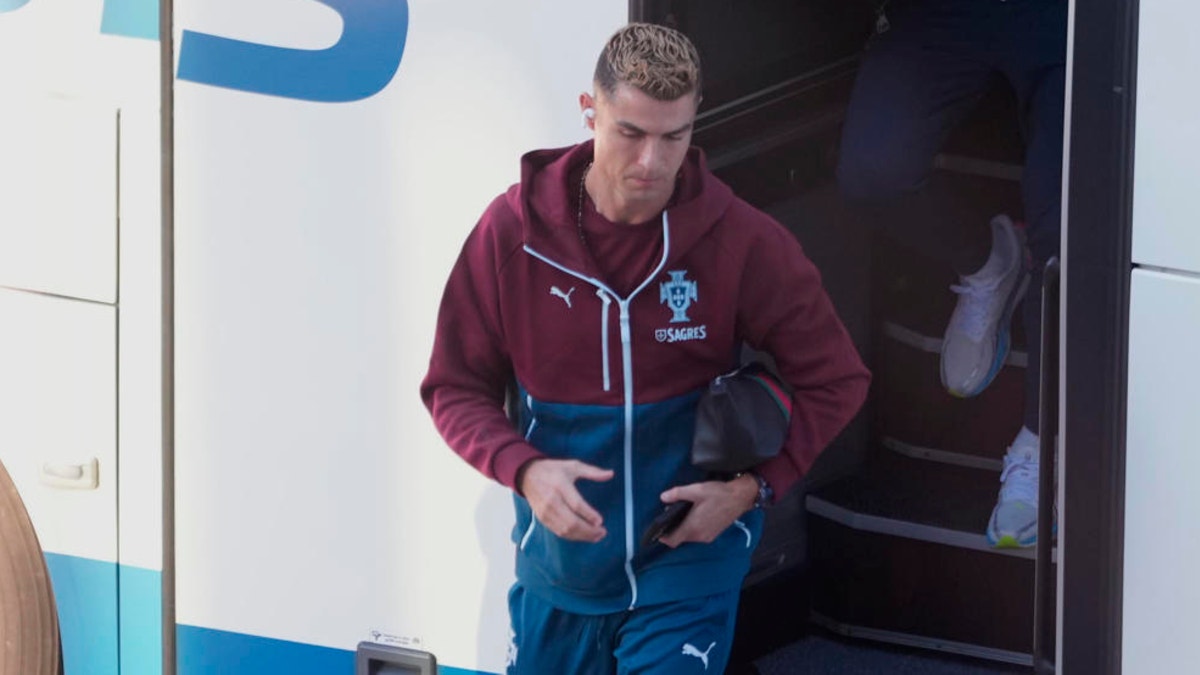 Cristiano Ronaldo con "suspensión preventiva" y Federación Portuguesa le abre expediente disciplinario