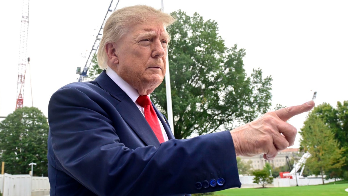 Donald Trump sugiere rebautizar el Atlántico o el Pacífico como "océano Trump"
