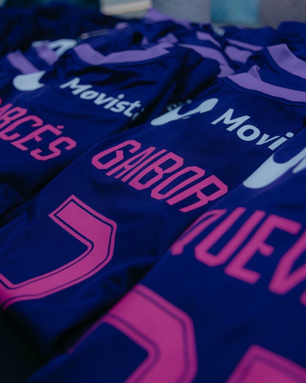 El color morado vuelve a vestir a Alianza Lima en octubre, como parte de su tradicional homenaje al Señor de los Milagros.