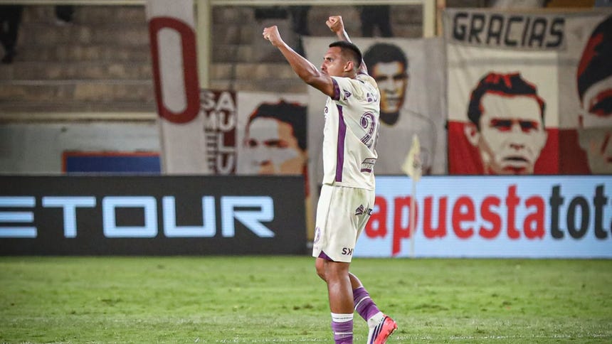Salvó a Universitario: así fue el doblete de Alex Valera para el empate ante Melgar [VIDEO]