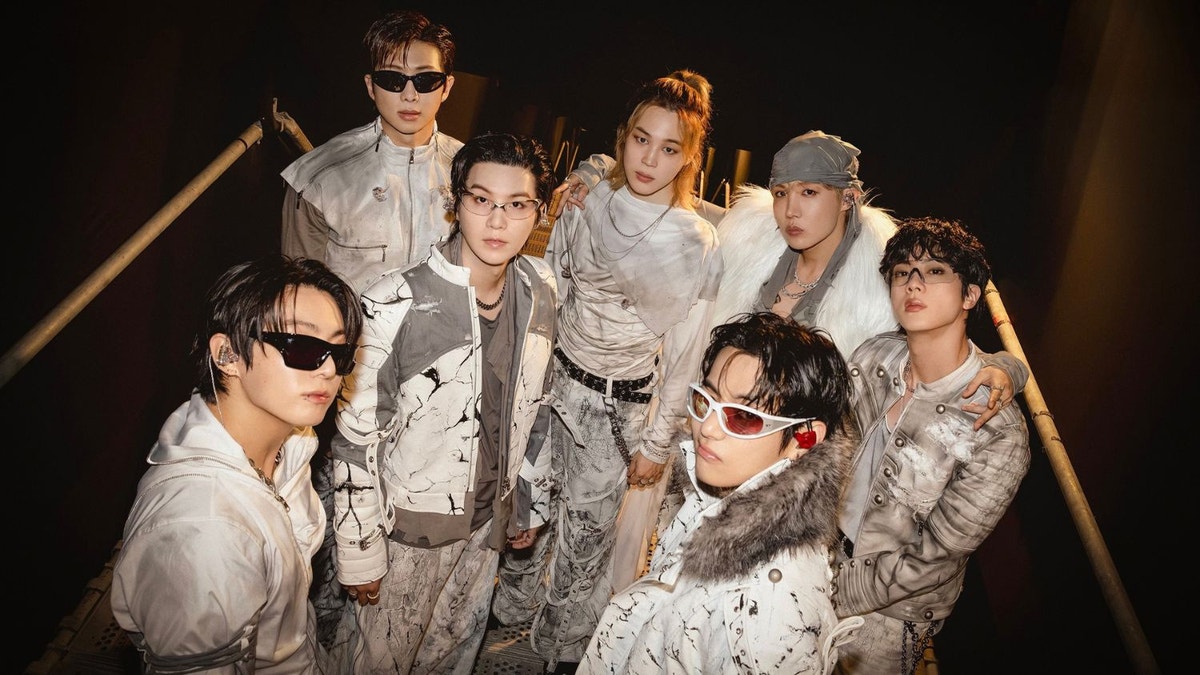 Concierto BTS en Lima en vivo hoy última hora día 3 show en Estadio San Marcos setlist
