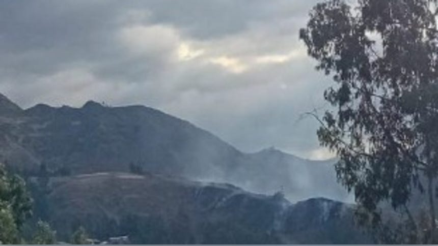 Incendios forestales en las regiones de Ayacucho, Moquegua y Puno se mantienen activos y arrasan cobertura natural