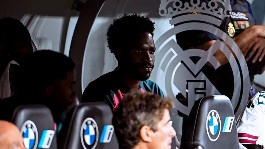Vinicius, en riesgo de perderse el Clásico ante Barcelona por jalarle el cabello a un jugador del Virrarreal