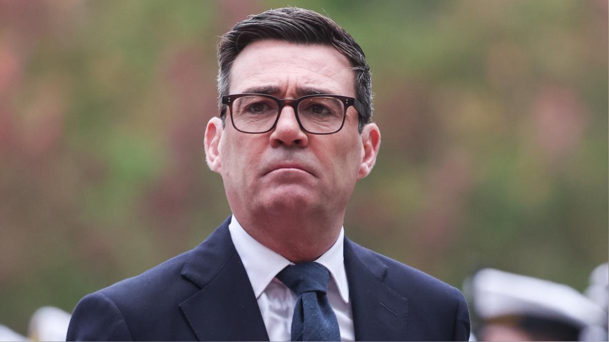 Burnham dice que es "muy probable" que Irán coordinase presunto plan contra base británica