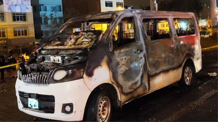 Los Olivos: dictan 18 meses de prisión preventiva contra sujetos sindicados de asesinar y quemar a colectivero