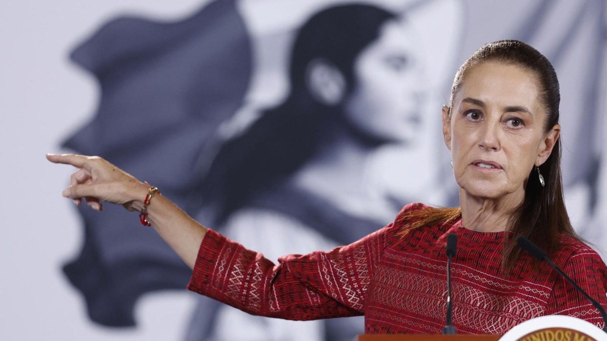 Sheinbaum niega usar drogas, durante su primera transmisión en vivo en redes sociales