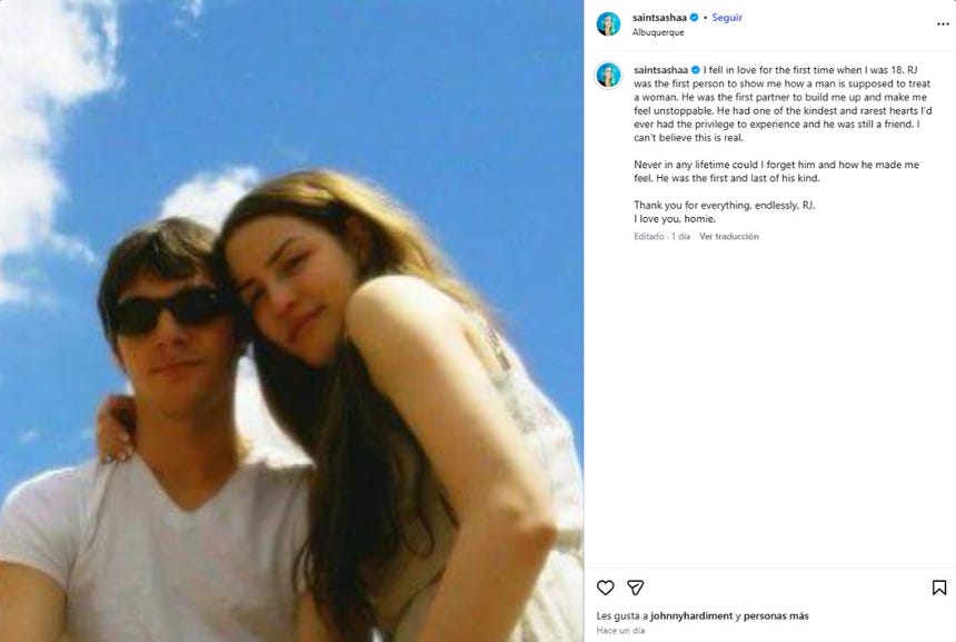 Saint Sasha compartió fotografías con su expareja RJ Mitte, actor de 'Breaking Bad'.
