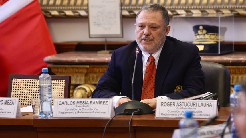 Entrampamiento en el Senado: Mesía descarta nueva sesión en Constitución mientras no haya consenso previo entre bancadas