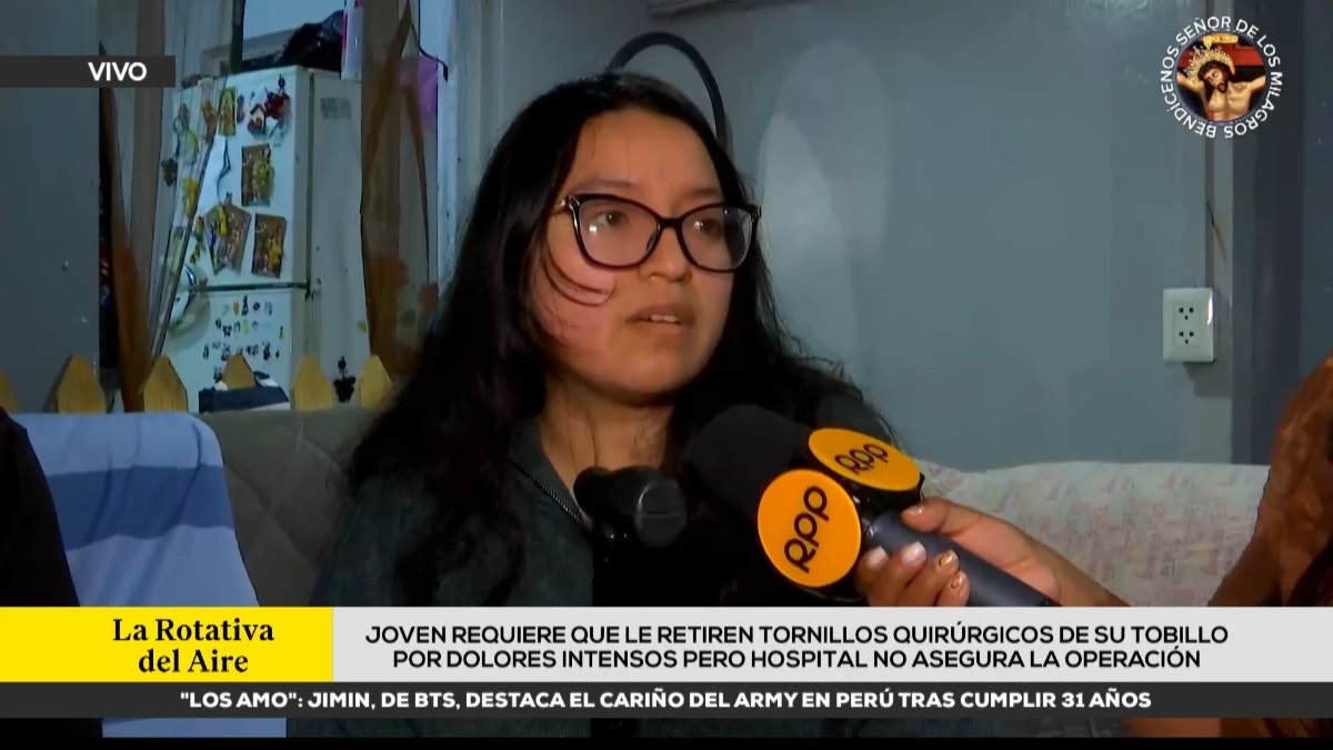 Joven pide que le retiren tornillos quirúrgicos del tobillo, pero hospital no asegura fecha de operación: "Los dolores son intensos"