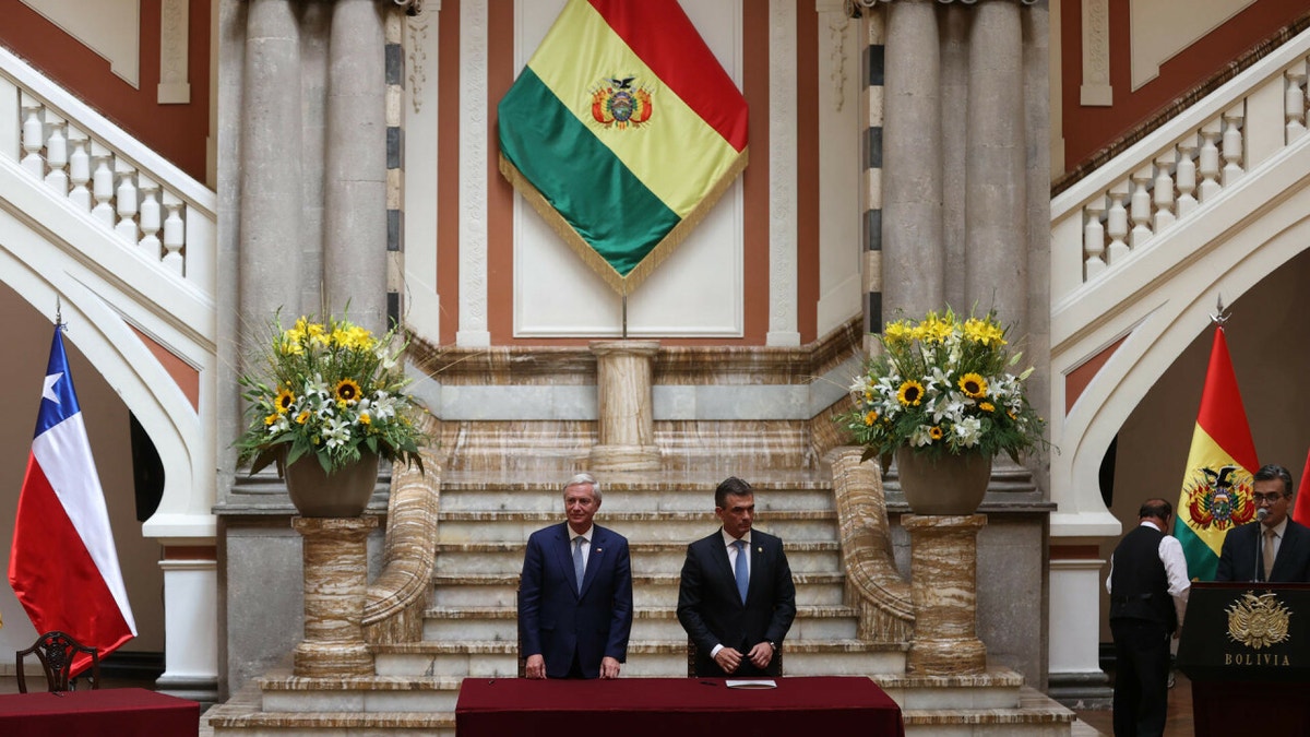 José Antonio Kast dice que Bolivia y Chile avanzarán para restablecer relaciones "al más alto nivel"