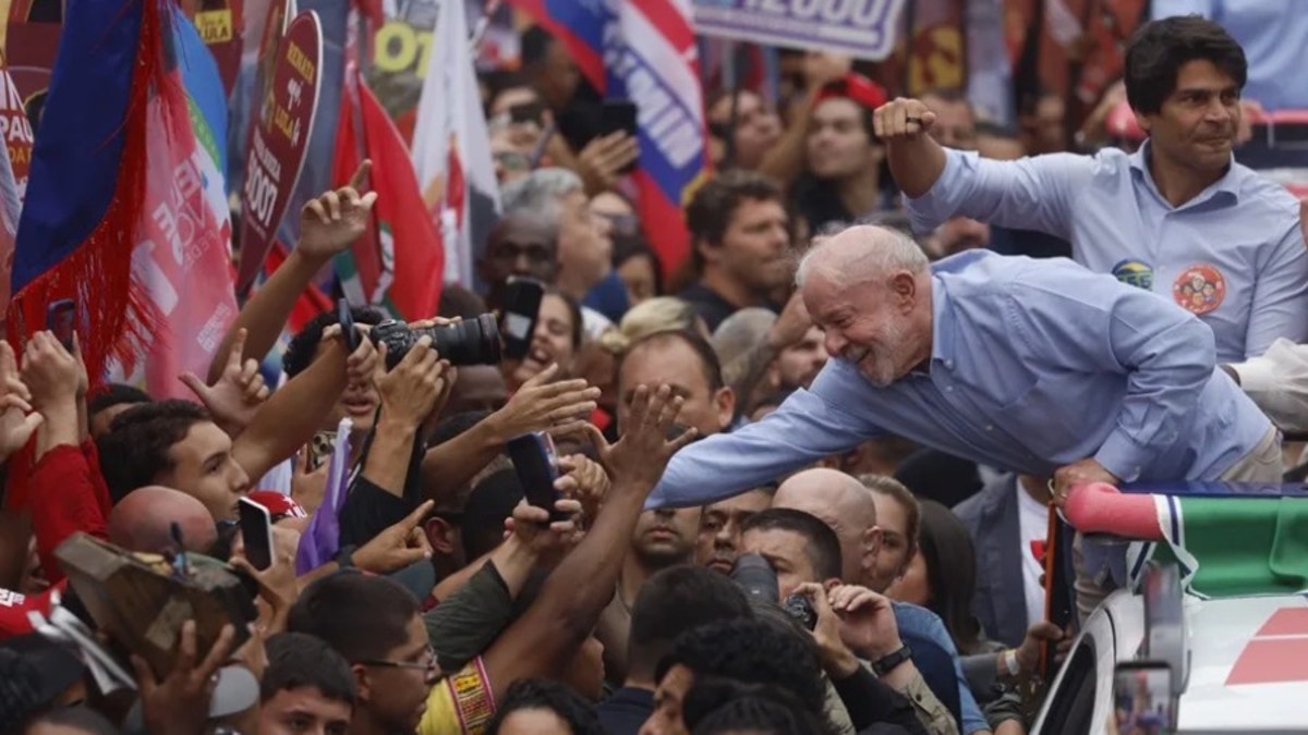 Meta niega interferir en los comicios de Brasil pero admite que un error perjudicó a Lula