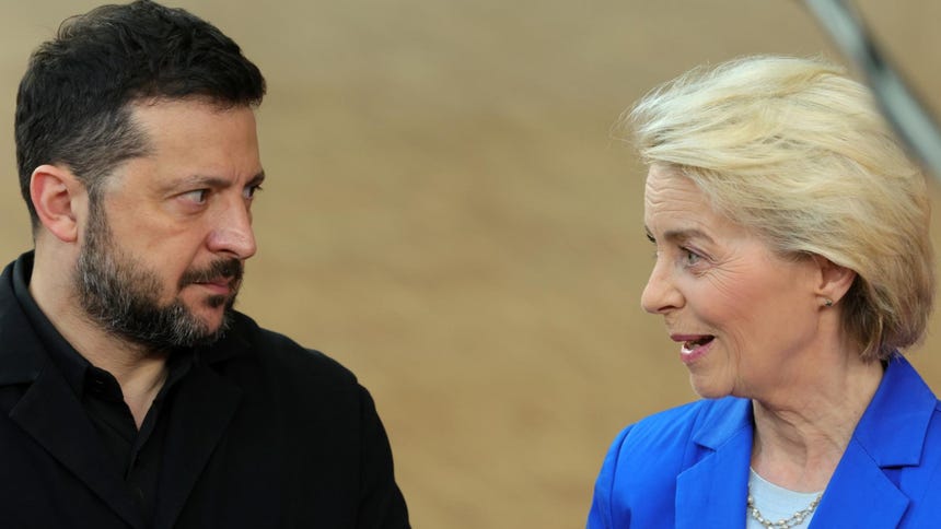 El presidente de Ucrania, Volodímir Zelenski y la presidenta de la Comisión uropea, Ursula von der Leyen.