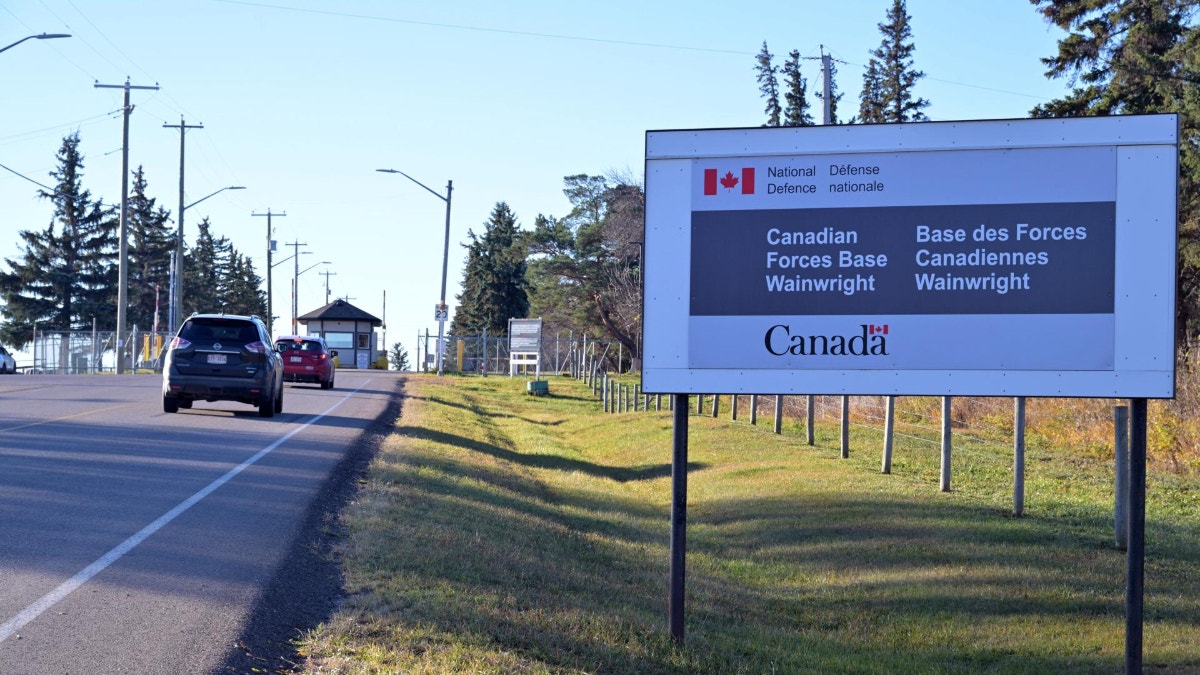 Canadá de luto: incendio en base militar deja cuatro muertos y decenas de heridos
