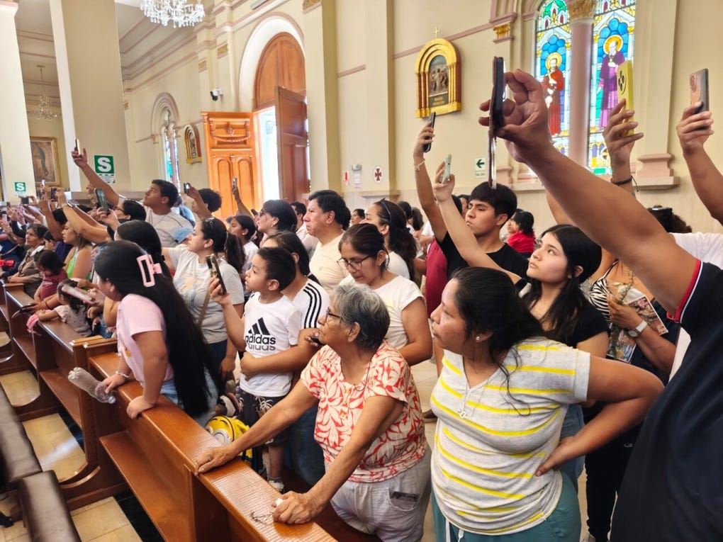 El sudario del <strong>Señor de Luren</strong> destaca el fervor del pueblo iqueño y conmemora los 80 años de la diócesis de Ica.