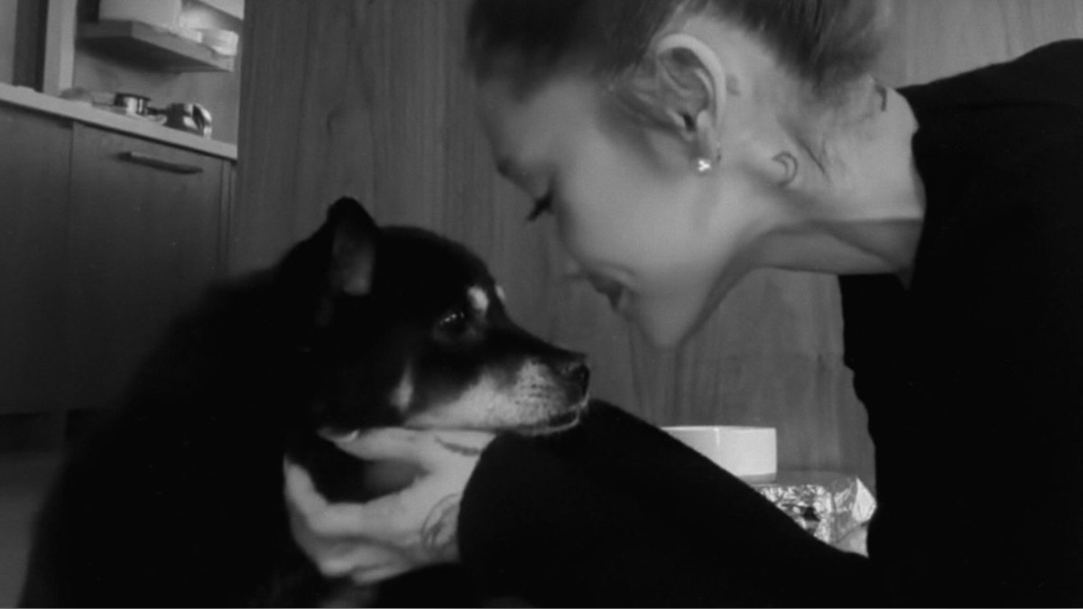 Ariana Grande llora la muerte de su perrita Coco: "Te llevaré siempre en mi corazón"