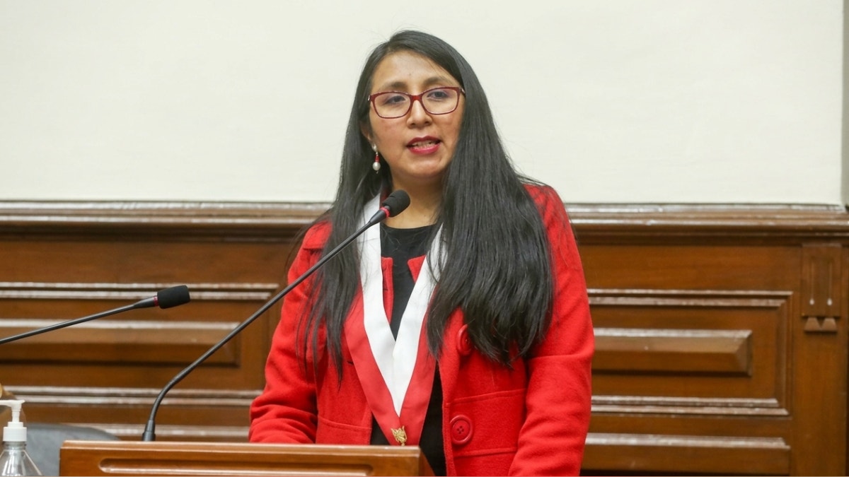 Ruth Luque señala que no asistirá a sesión de la Comisión de Constitución del Senado convocada para este lunes