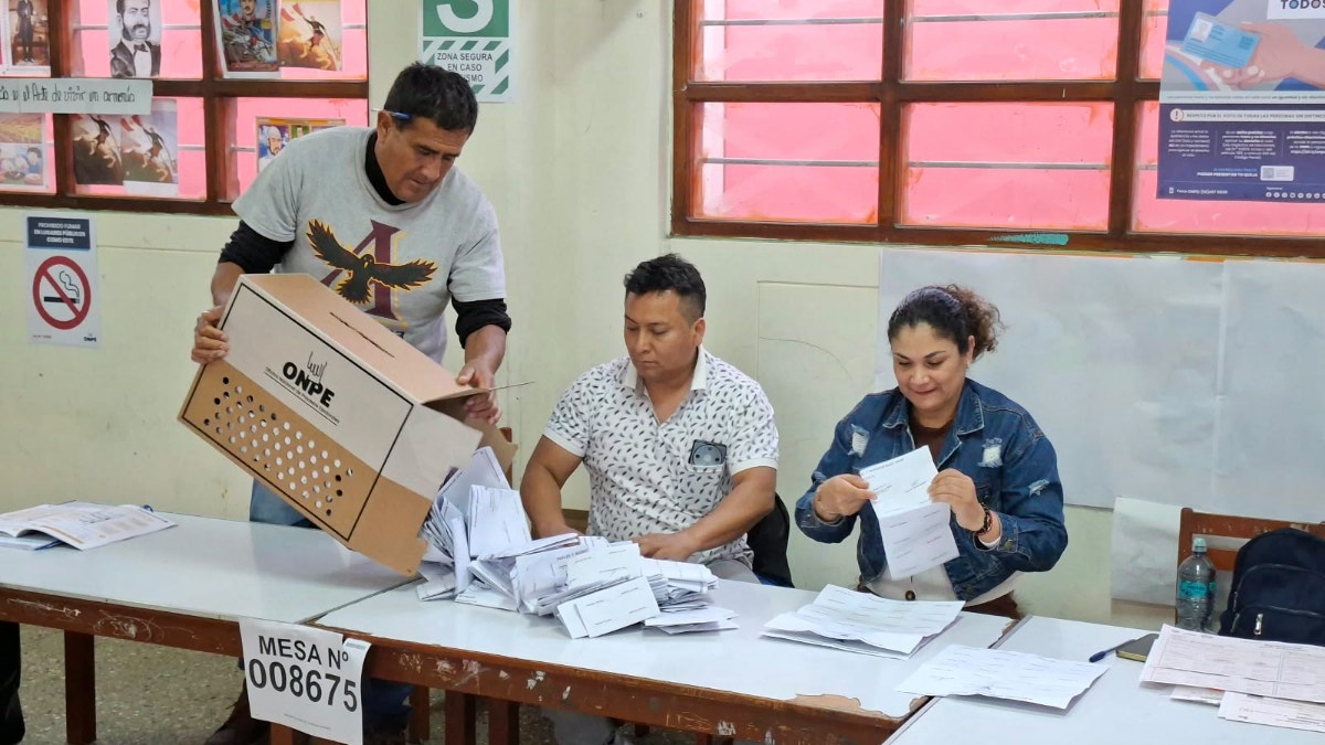 ONPE informa que el 72% de miembros de mesa ya recibió su compensación económica