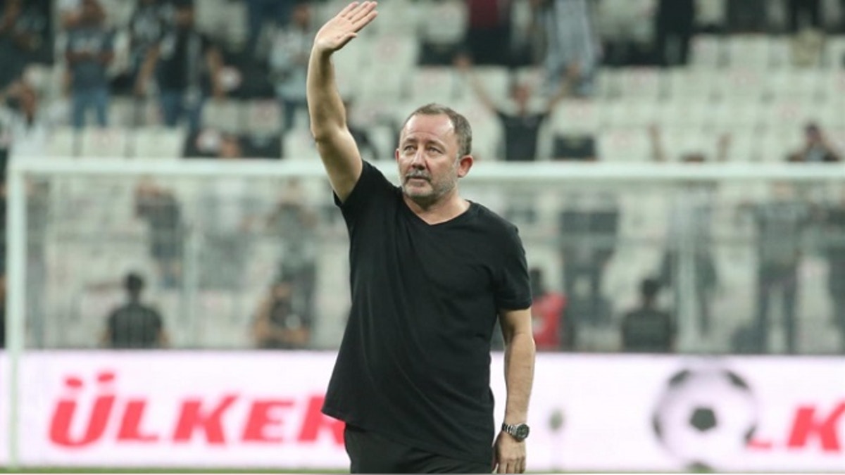 Para salir del mal momento: la Selección de Turquía anunció a Sergen Yalcin como su nuevo técnico