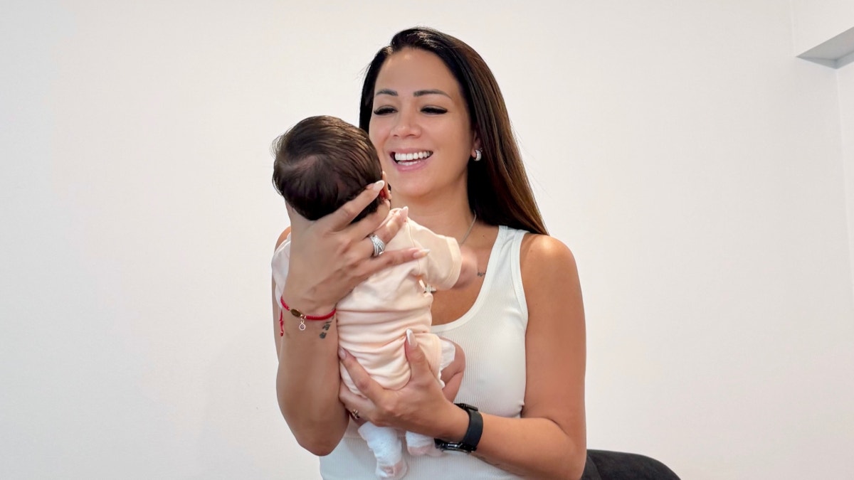 "Mi pequeña bendición": Melissa Klug presentó a su cuarta nieta, hija de Gianella Marquina [FOTOS]