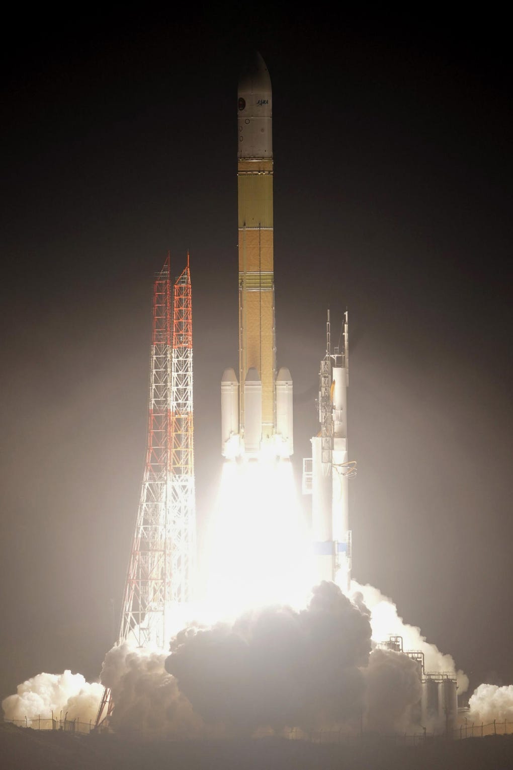 Aproximadamente una hora después del despegue, la sonda, a bordo de un cohete H3 de la Agencia de Exploración Aeroespacial de Japón (JAXA), se separó con éxito y se colocó en la órbita prevista, según informó la propia agencia a través de un breve comunicado.