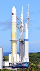 Japón lanzó este martes su misión de exploración de las lunas de Marte (MMX), que de tener éxito se convertirá en la primera en recolectar muestras de la superficie de Fobos, el satélite más grande y más cercano de los dos que orbitan el planeta rojo.