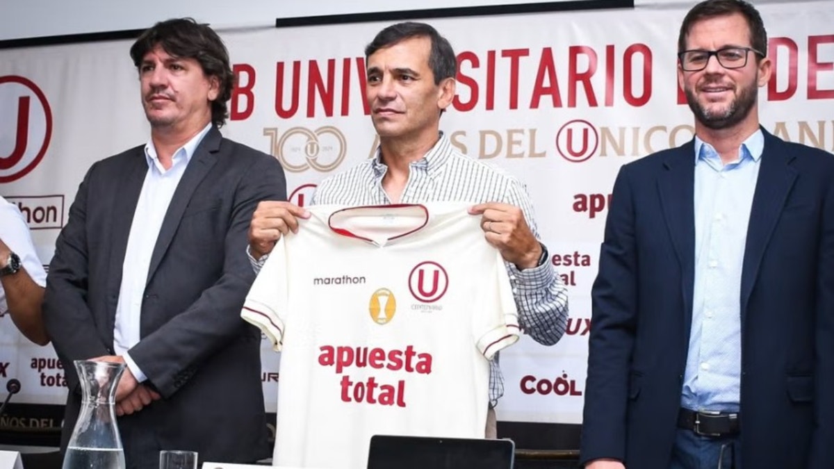 Nelson Cabanillas dice que no se sintió "valorado" y que Bustos y Ferrari "no le dieron la cara" en su salida de Universitario