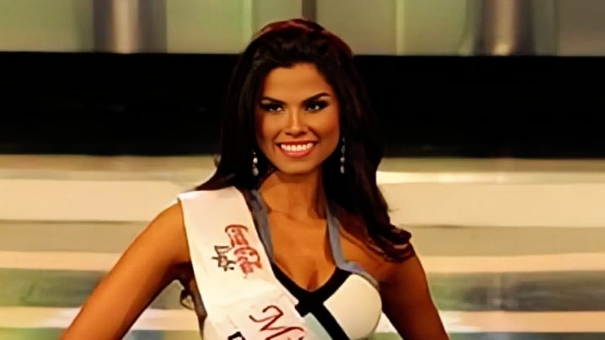 Stefany Merlin representó al estado de Barinas en el Miss Venezuela al igual que su madre Helena Merlin.