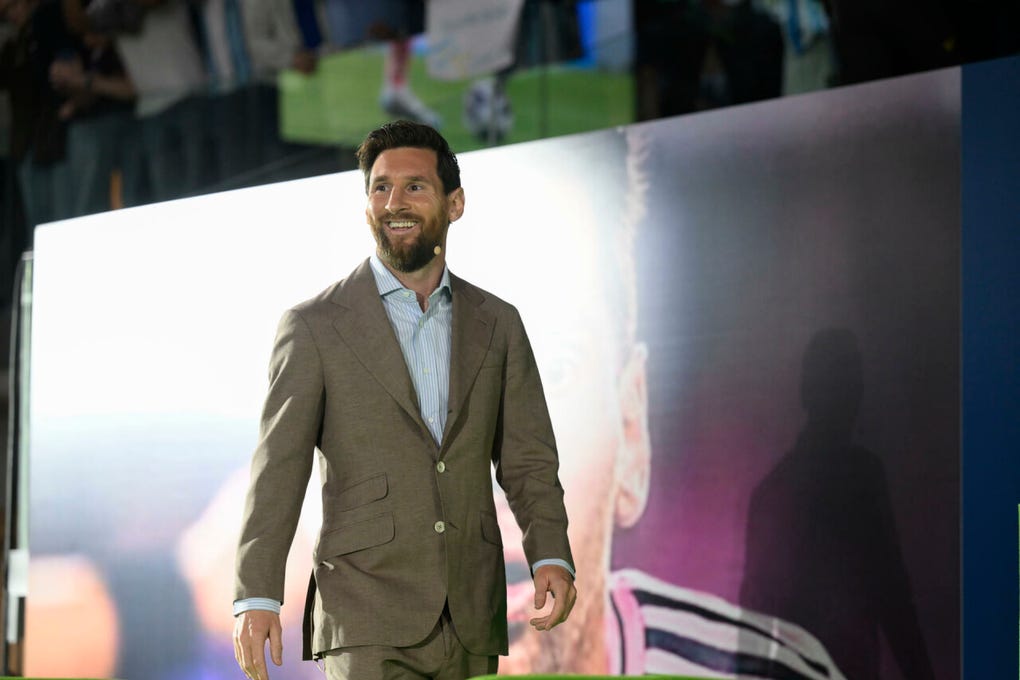 El futbolista argentino afirmó que su padre, fallecido el pasado 8 de agosto, estaba muy ilusionado con el Premio Princesa de Asturias de los Deportes.