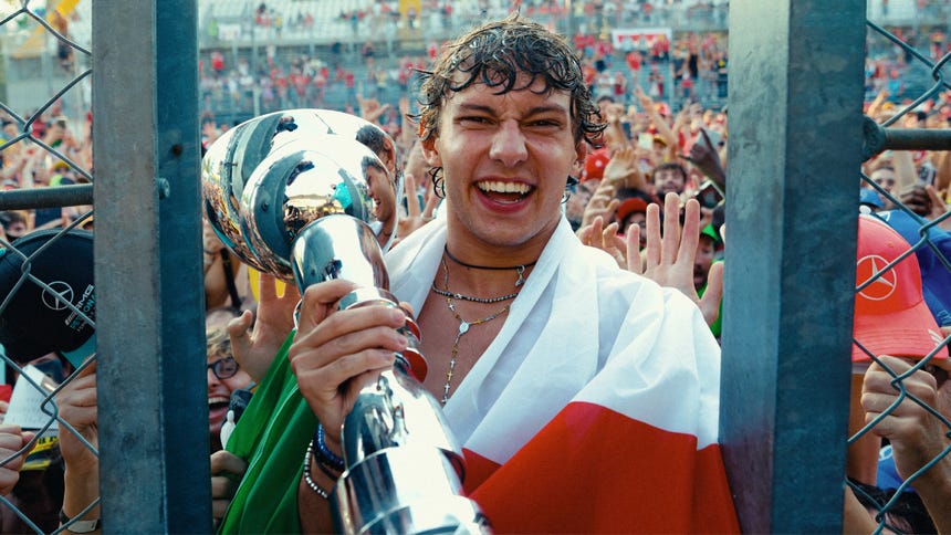 Antonelli rompió la sequía de 60 años sin un piloto italiano ganador en Monza.