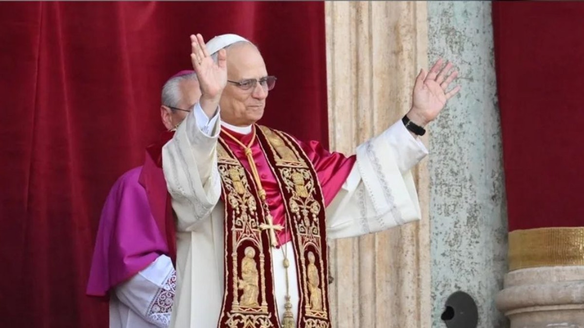 Papa León XIV recibe un título honorífico 'confrater papal' con la aprobación del rey Carlos III