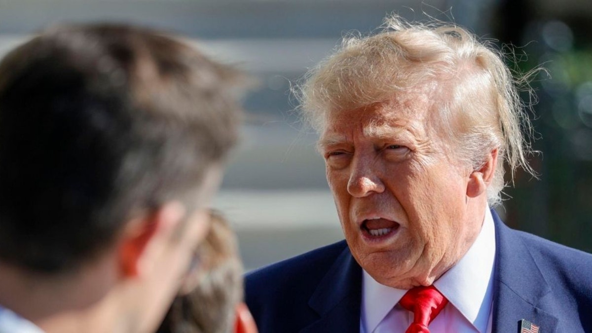 Trump tilda de "horrible reporterilla" a periodista de NBC News durante conferencia de prensa en la Casa Blanca