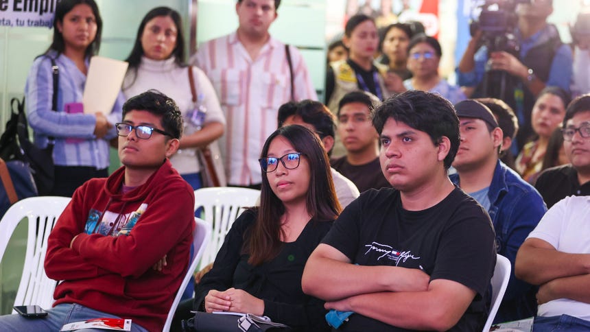 Sin experiencia, bajo compromiso y pocas habilidades blandas: ¿Por qué les cuesta a las empresas contratar a los jóvenes en el Perú?