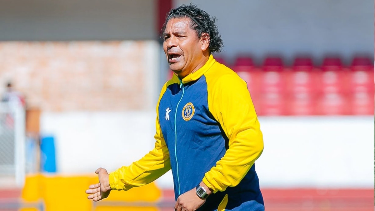 FC Cajamarca ya trabaja bajo las órdenes de Santiago Acasiete para salvar la categoría