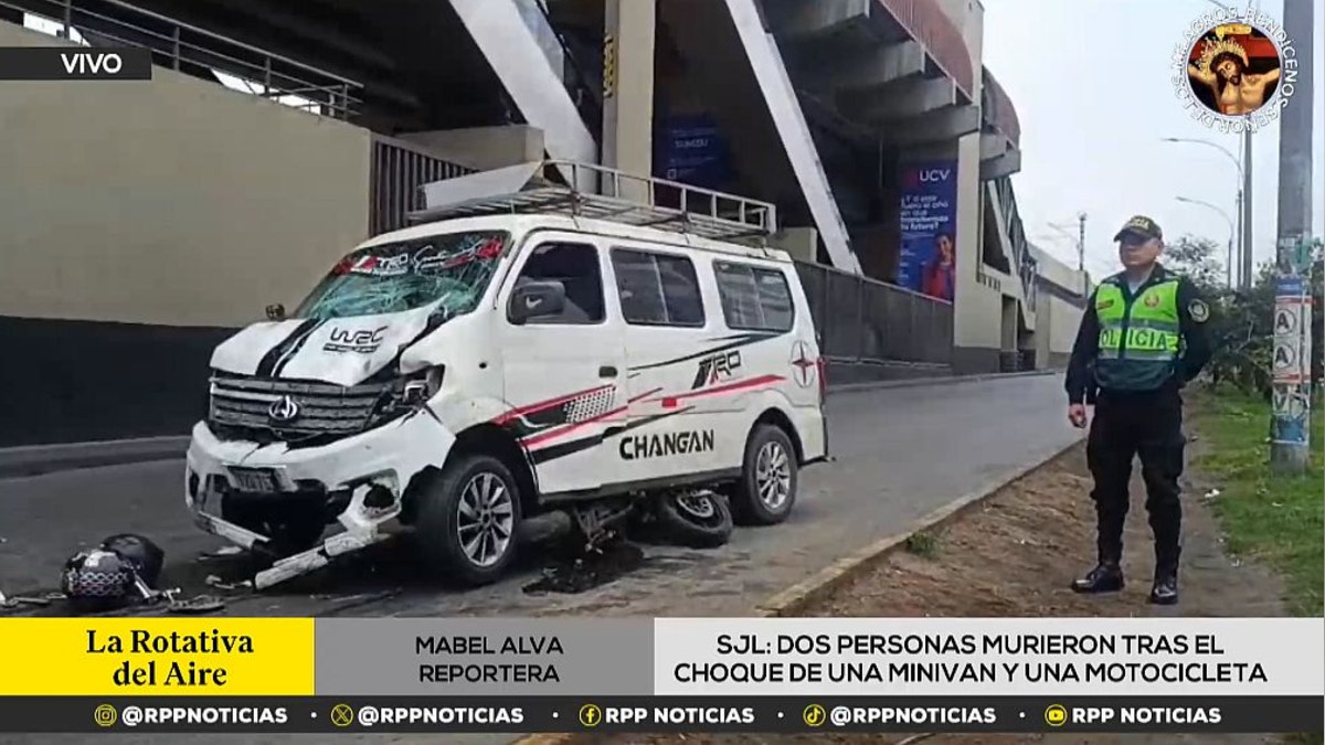 SJL: hombre y mujer murieron en trágico choque entre motocicleta y miniván [VIDEO]