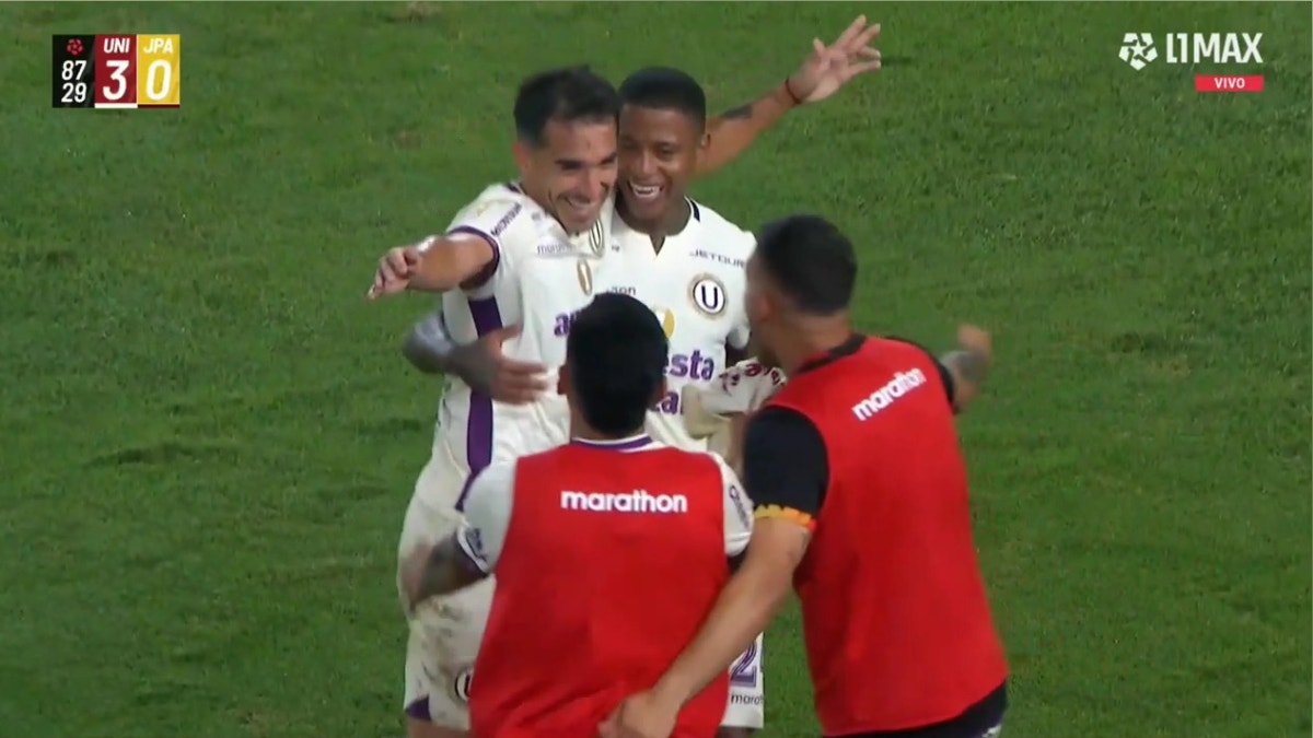 ¡Apareció Alzugaray! Licha marcó el tercero de Universitario en el Monumental [VIDEO]
