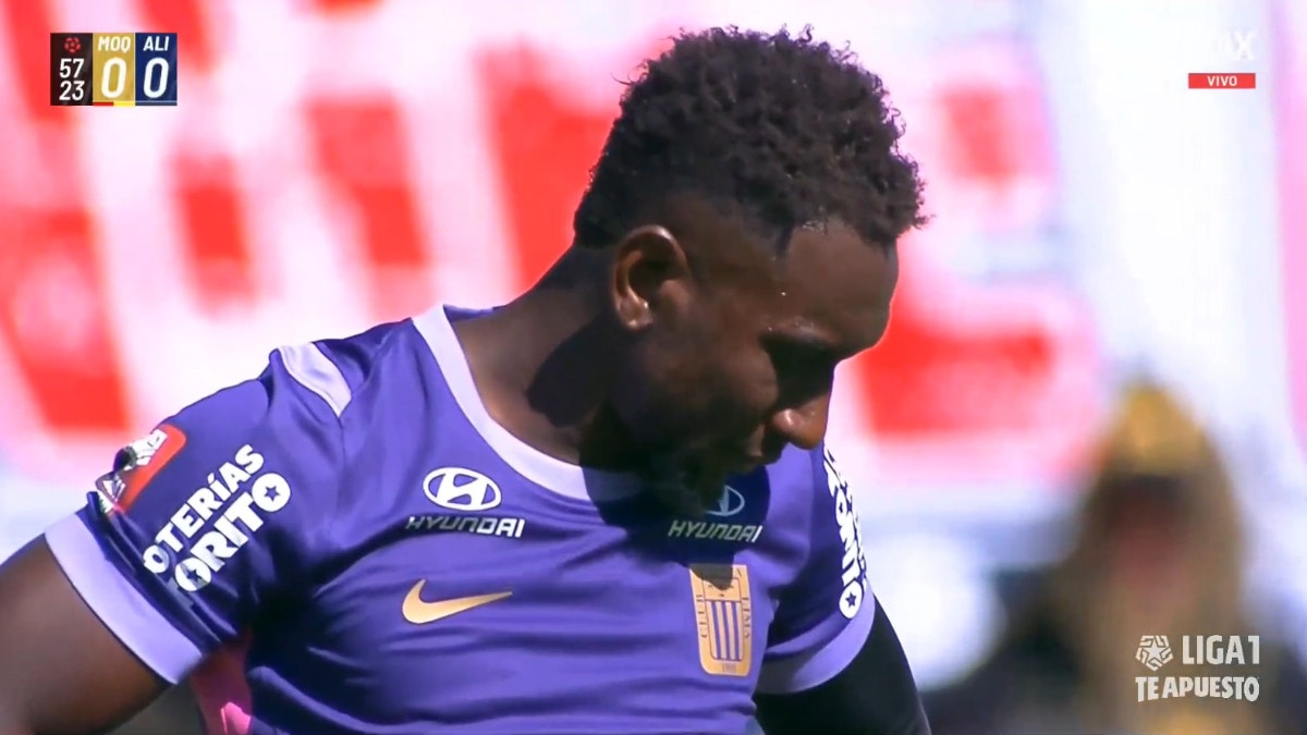 ¡Por centímetros! Eryc Castillo estuvo cerca de abrir el marcador para Alianza Lima [VIDEO]